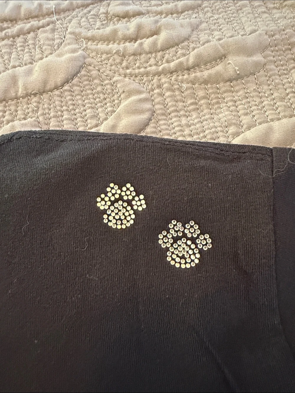 Gildan Black Tee with Pink Rhinestone Paw Design XL